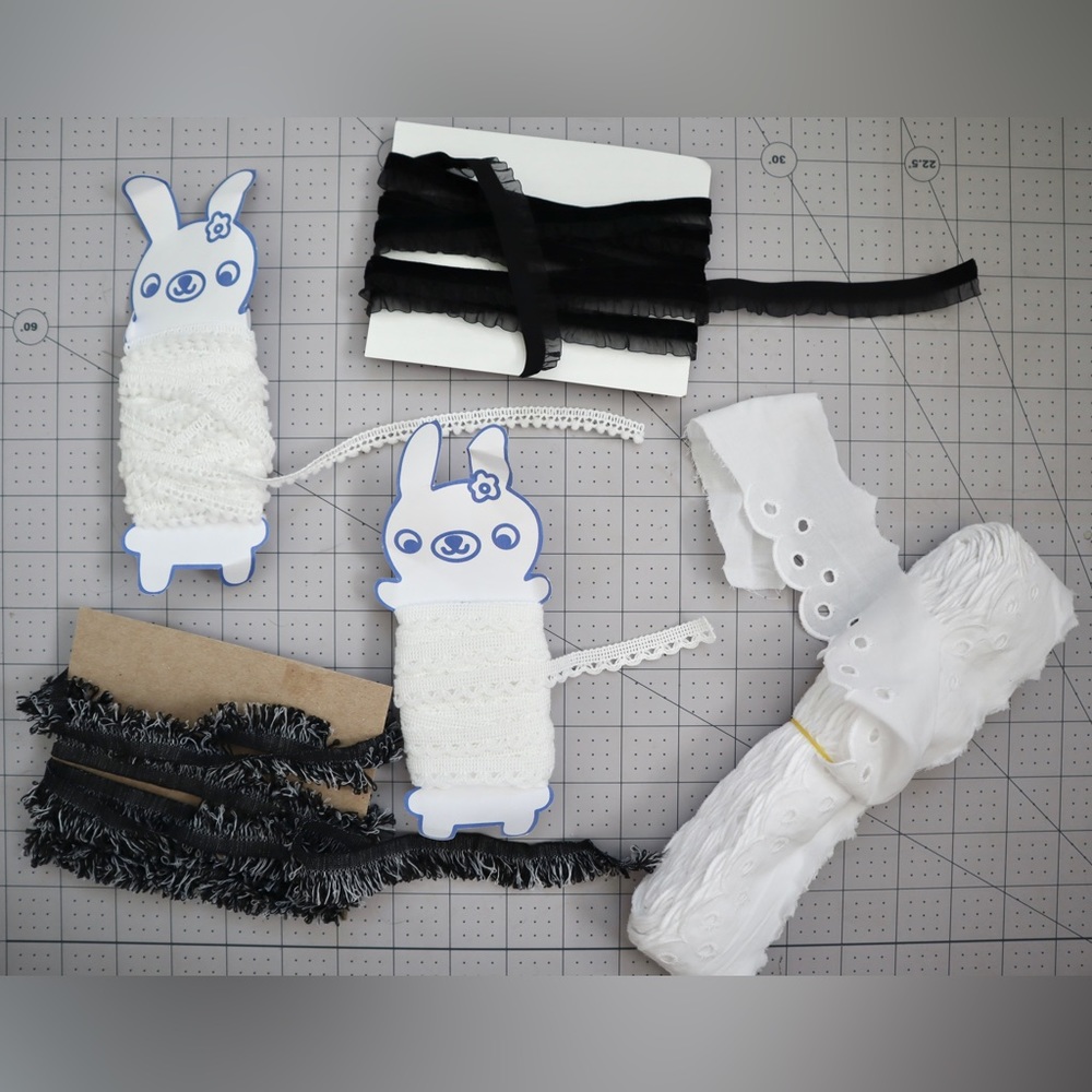 Bundle of black and white trims